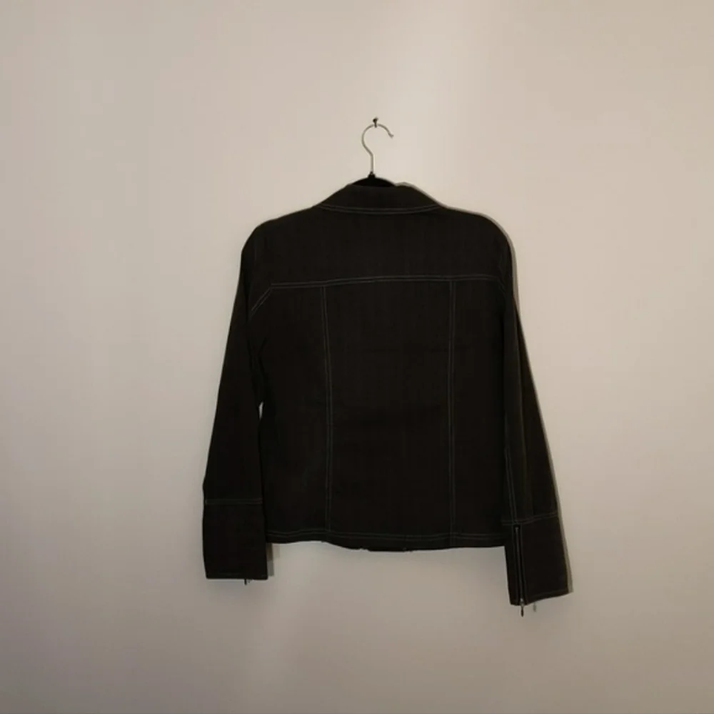 San Francisco| Grey Corduroy Short Button Jacket - Picture 3 of 10